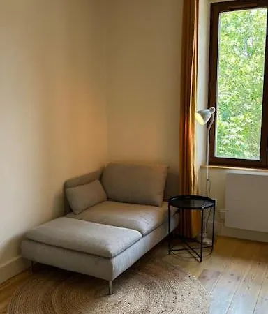 T2 Cocon Avec Balcon Et Parking Apartment