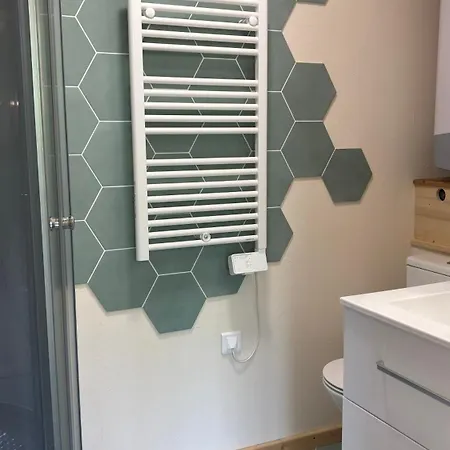 T2 Cocon Avec Balcon Et Parking La Roche-sur-Foron