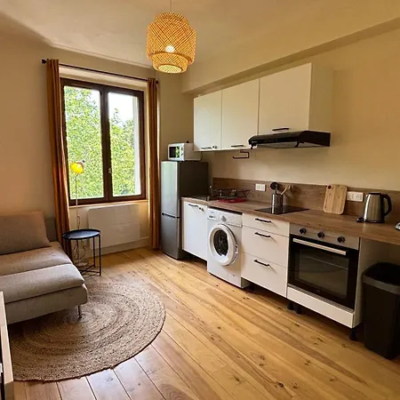 Apartment T2 Cocon Avec Balcon Et Parking *